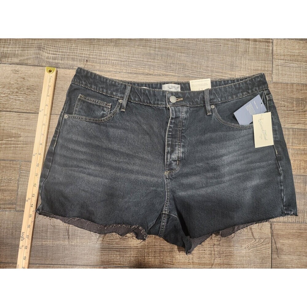 Universal Thread Womens Mid Rise 90's Baggy Jean Shorts Black Size 17 4" Inseam